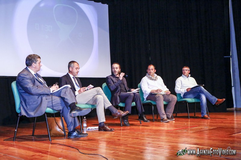 Elezioni Massarosa, confronto pubblico a teatro: il video