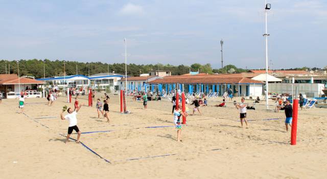 Campionati italiani di beach tennis sulla spiaggia della Darsena