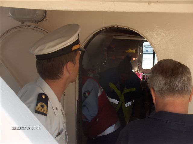 Irregolarità a bordo, bloccato in porto a Viareggio uno yacht straniero