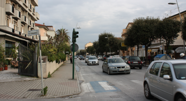 Nuove asfaltature a Lido e Camaiore
