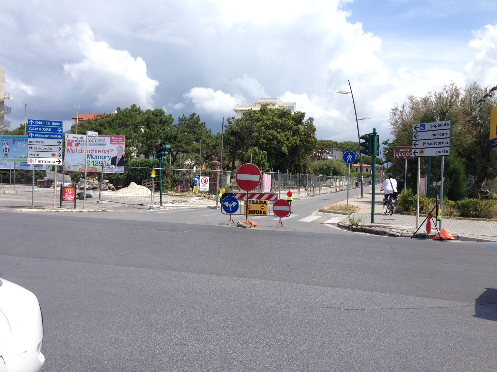 Muro contro muro per via del Secco, Confcommercio: “Serve una soluzione lungimirante”