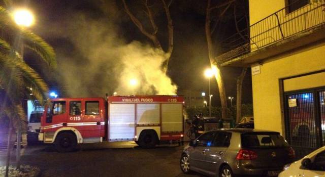Doppio incendio nella notte a Viareggio