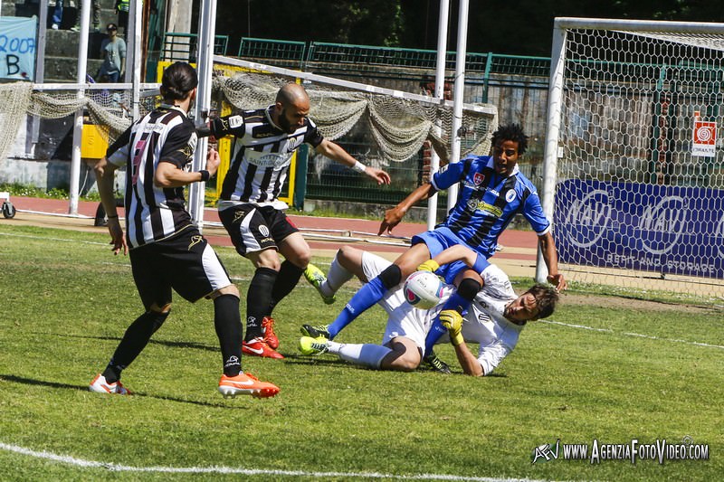 La fotogallery di Viareggio-Pisa