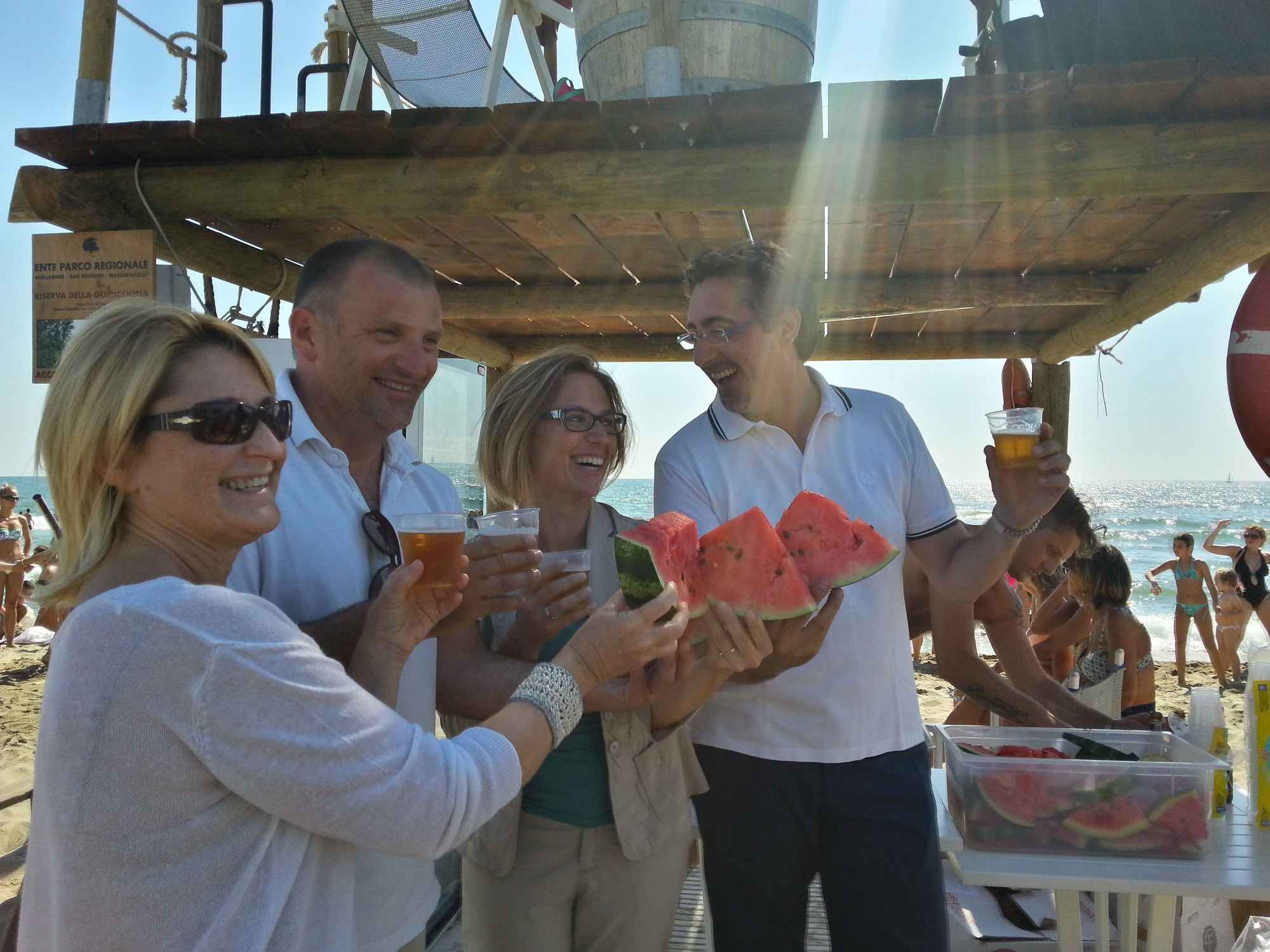 A Viareggio il via ad Arcobaleno d’Estate in Darsena assieme ai balneari