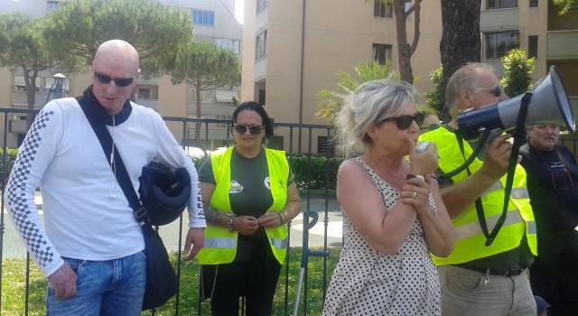 I parenti delle vittime della strage di Viareggio: &#8220;Perché Mattarella non vuole parlarci?&#8221;