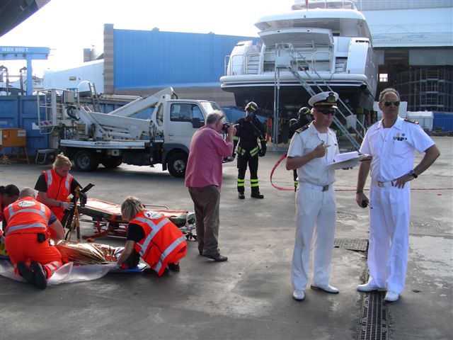 Incidente al Polo Nautico, ma è un’esercitazione