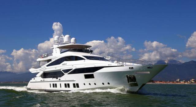 Benetti lancia il primo yacht della serie Fast Displacement Veloce 140‏