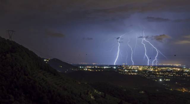 Nuova allerta meteo in Toscana fino alle mezzanotte di lunedì