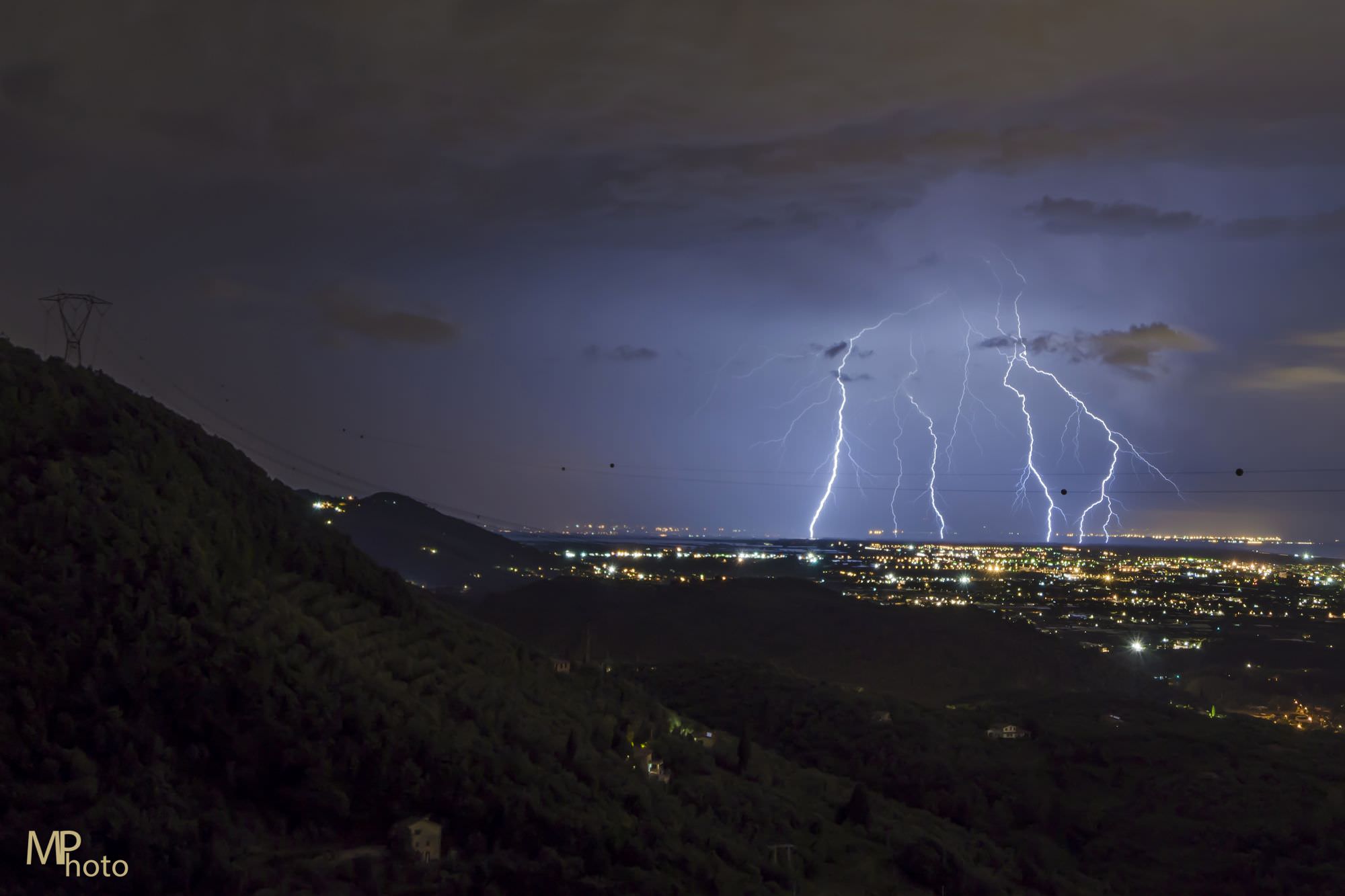 Allerta meteo in tutta la Toscana per la giornata di lunedì 27 aprile