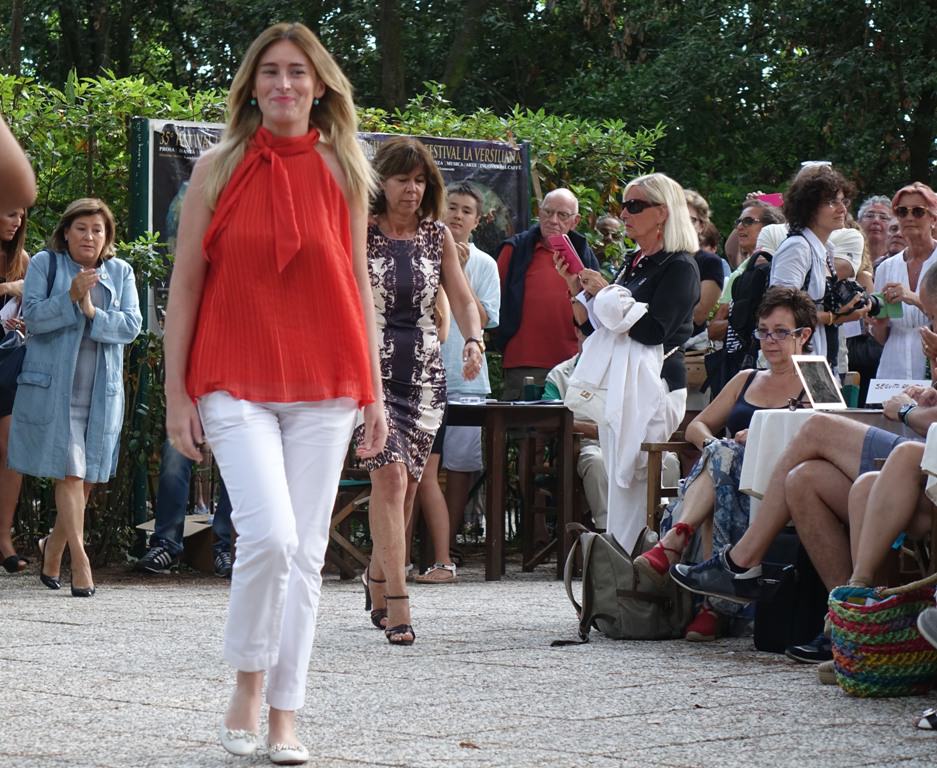 Fitto: “La moda dell’estate di FI è organizzare cocktail a Forte dei Marmi con il ministro Boschi”