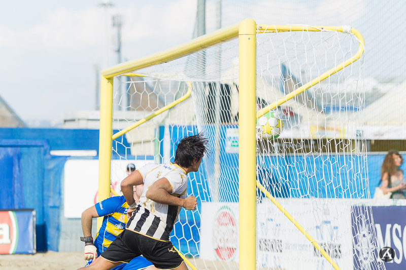 Viareggio irresistibile. Col Lamezia Terme prova di forza con vista scudetto