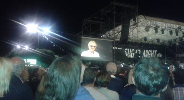 Andrea Bocelli canta l&#8217;Inno di Mameli davanti a più di 5 mila persone (video)