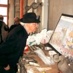 Dario Fo durante una visita alla Cittadella del Carnevale di Viareggio (3)