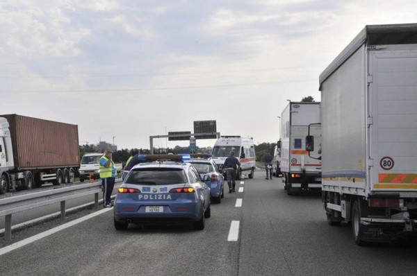 Incidente mortale sull’autostrada Genova-Rosignano