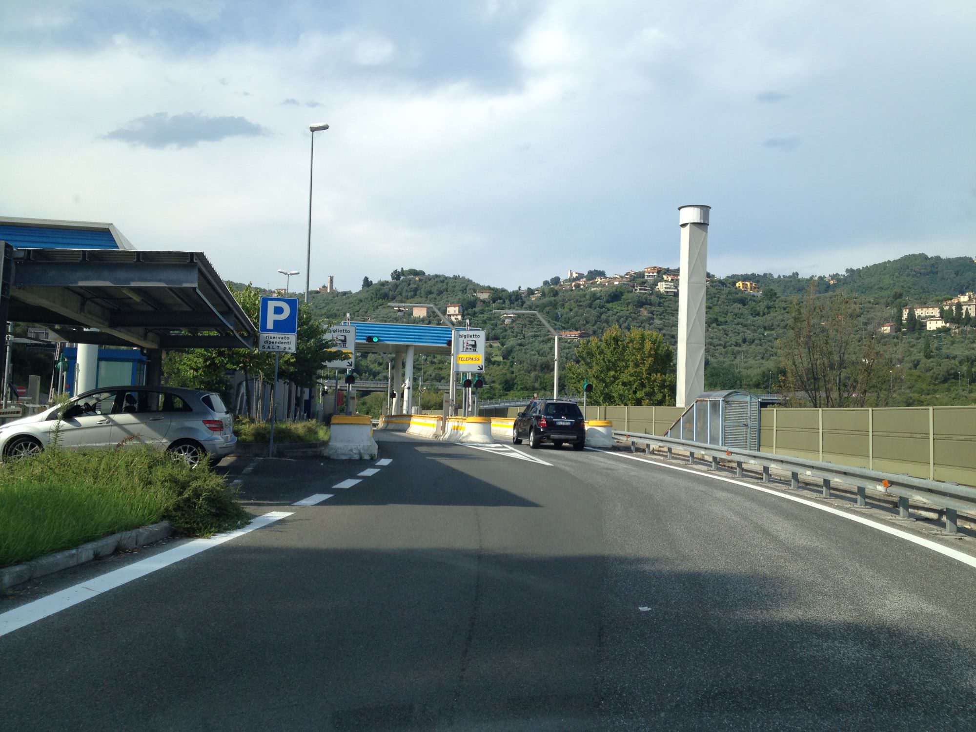 “Facciamo una raccolta firme contro il pedaggio autostradale Massarosa-Viareggio”