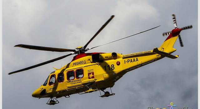 Neonato di 2 mesi ustionato in casa, d&#8217;urgenza al Meyer