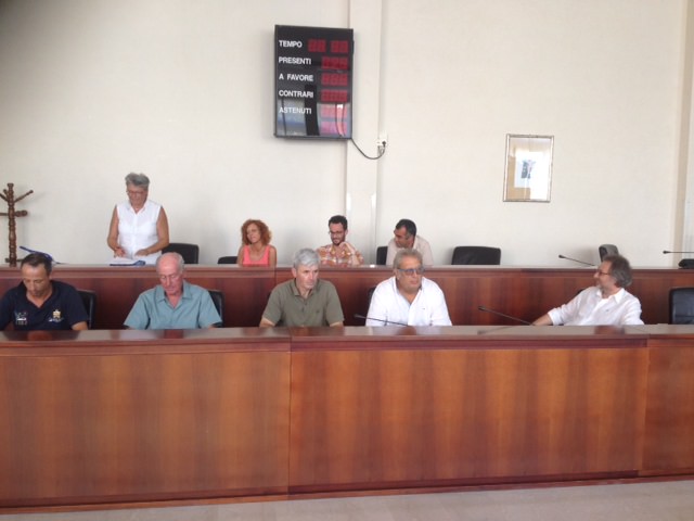 L’opposizione a Del Ghingaro: “Scegliamo assieme il presidente del consiglio comunale”