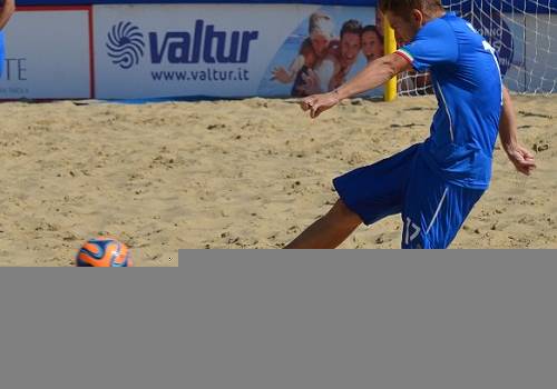 Beach soccer, l&#8217;Italia supera ai rigori l&#8217;Ucraina e chiude quinta nell&#8217;Euroleague