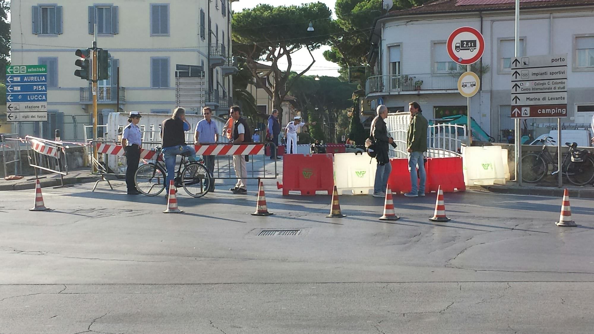 Al via i lavori al Ponte girante. Disagi e proteste in vista