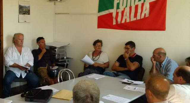 Forza Italia proiettata verso le elezioni 2015 a Pietrasanta, ipotesi primarie per la coalizione