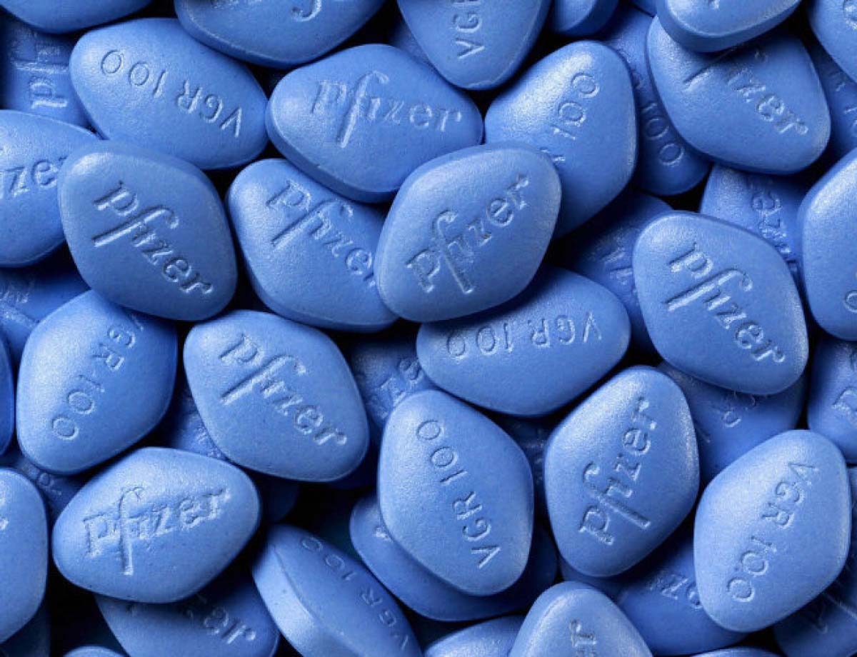 Viagra: per alzare, alza… Ma quanto pesa sulle tasche? Da uomo a uomo