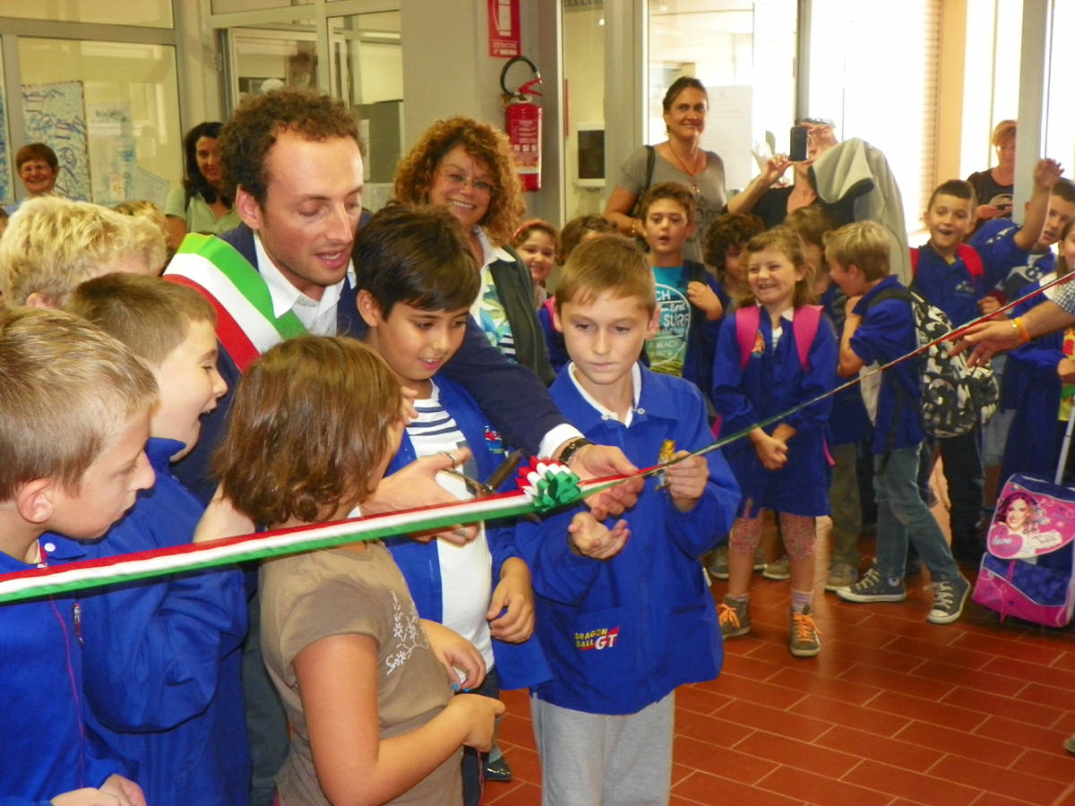 Inaugurata la nuova mensa della scuola di Capezzano Pianore