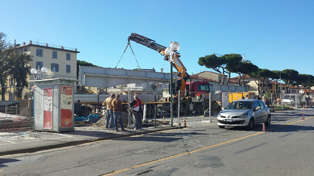 I veicoli potranno tornare a transitare da piazza Manzoni