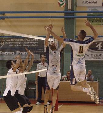 Nello Zephyr che sfida la Pallavolo Massa anche il versiliese Lorenzo Tosi