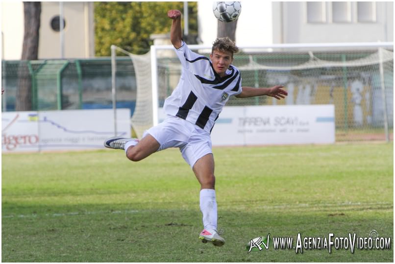 In notturna il derby Viareggio-Real Forte Querceta