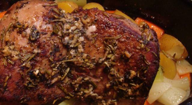 Carre Di Cinghiale Al Vino Rosso Le Ricette Amate Da Giacomo Puccini Ricette Di Versiliatoday It