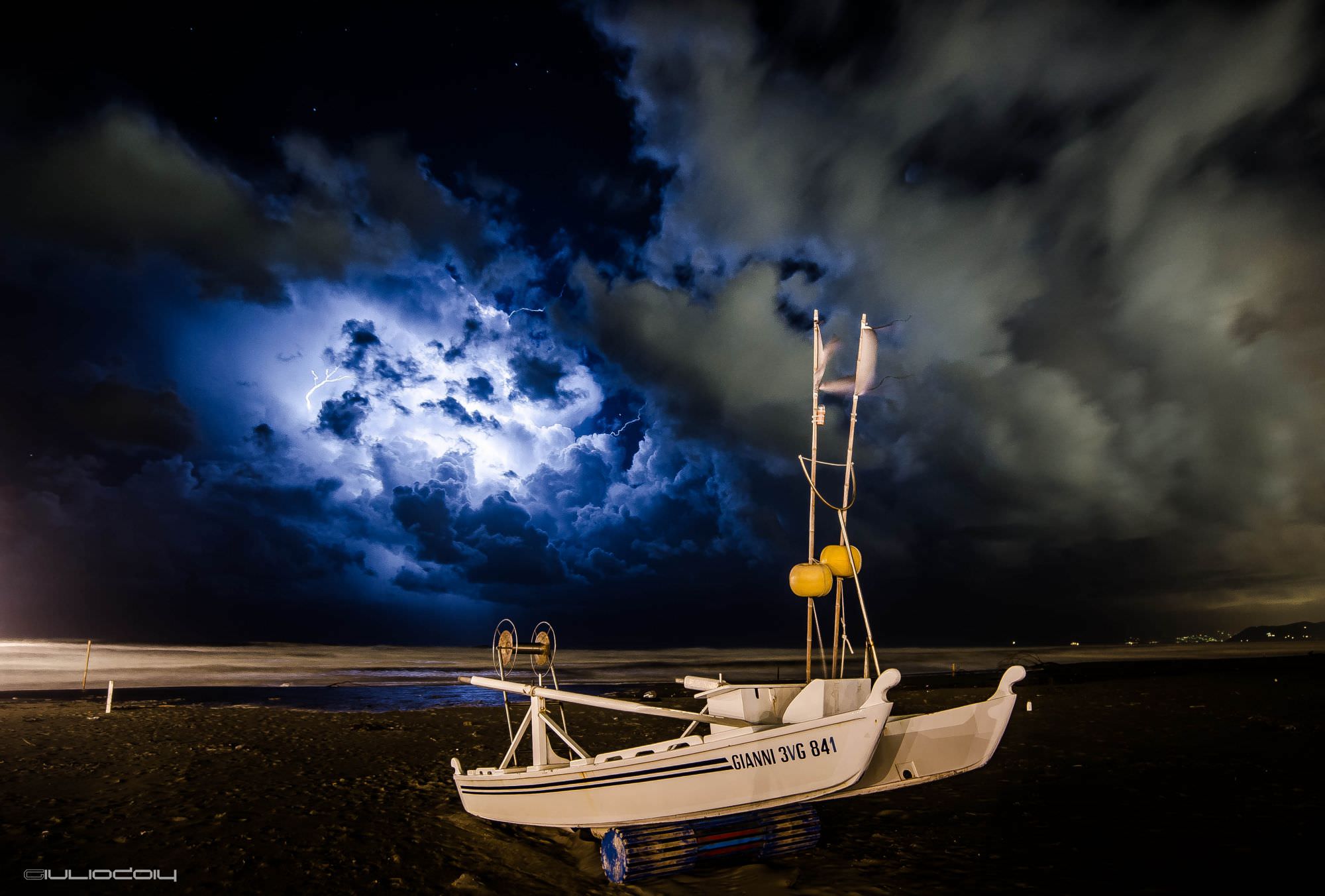 Maltempo a Viareggio, allerta gialla da mezzanotte: domani da mezzogiorno allerta arancione