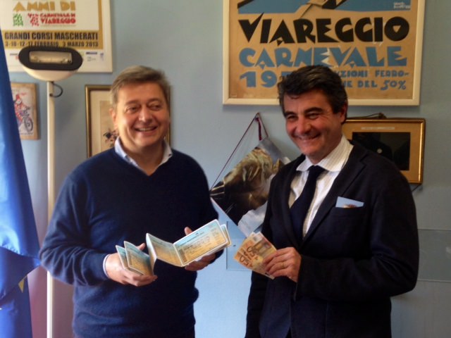 Partita la vendita dei biglietti per l’ingresso ai corsi del Carnevale di Viareggio 2015