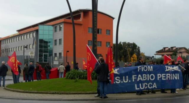 Anche in Versilia presidi dei sindacati contro il Jobs Act del governo Renzi