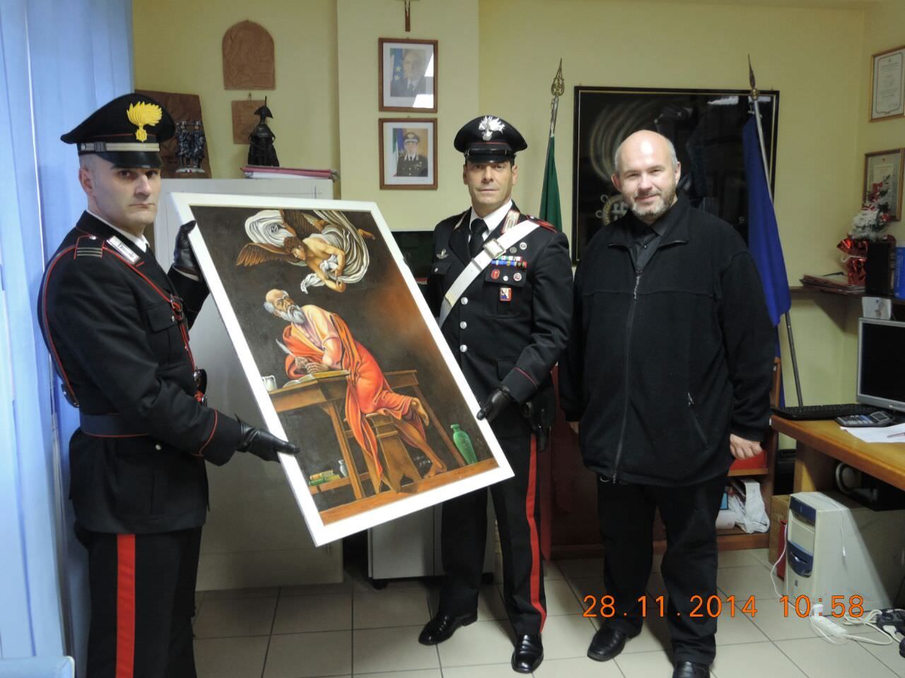 Ruba un quadro in Chiesa. Denunciato un uomo