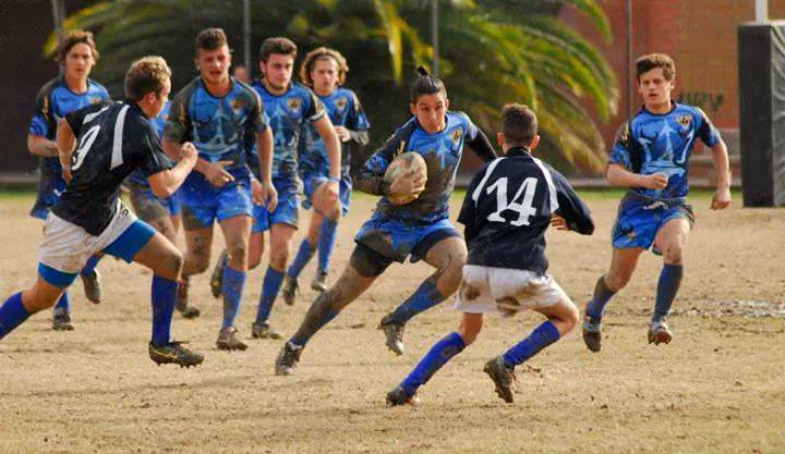 Rissa tra genitori sugli spalti al torneo di rugby under 12