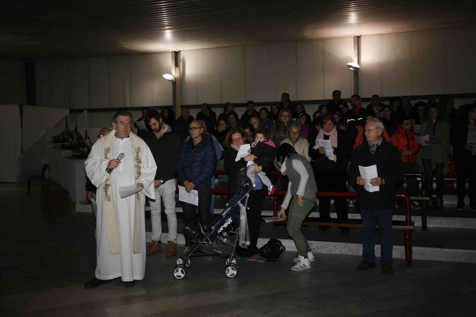 “Lottare contro l’omertà a favore della verità”. Tanta gente alla veglia di preghiera per Manuele Iacconi