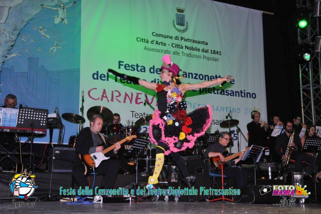 Festival della Canzonetta e del Teatro Dialettale. La fotogallery di Fotomania