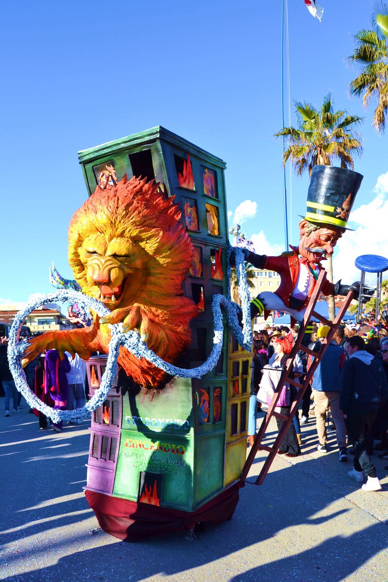 Il Carnevale lancia la scuola della cartapesta. Rivoluzione tra le maschere isolate