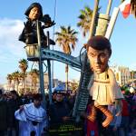 Tanta satira e giochi di parole per le maschere isolate del Carnevale di Viareggio 2015 1 (Foto: Matteo Ghilarducci)
