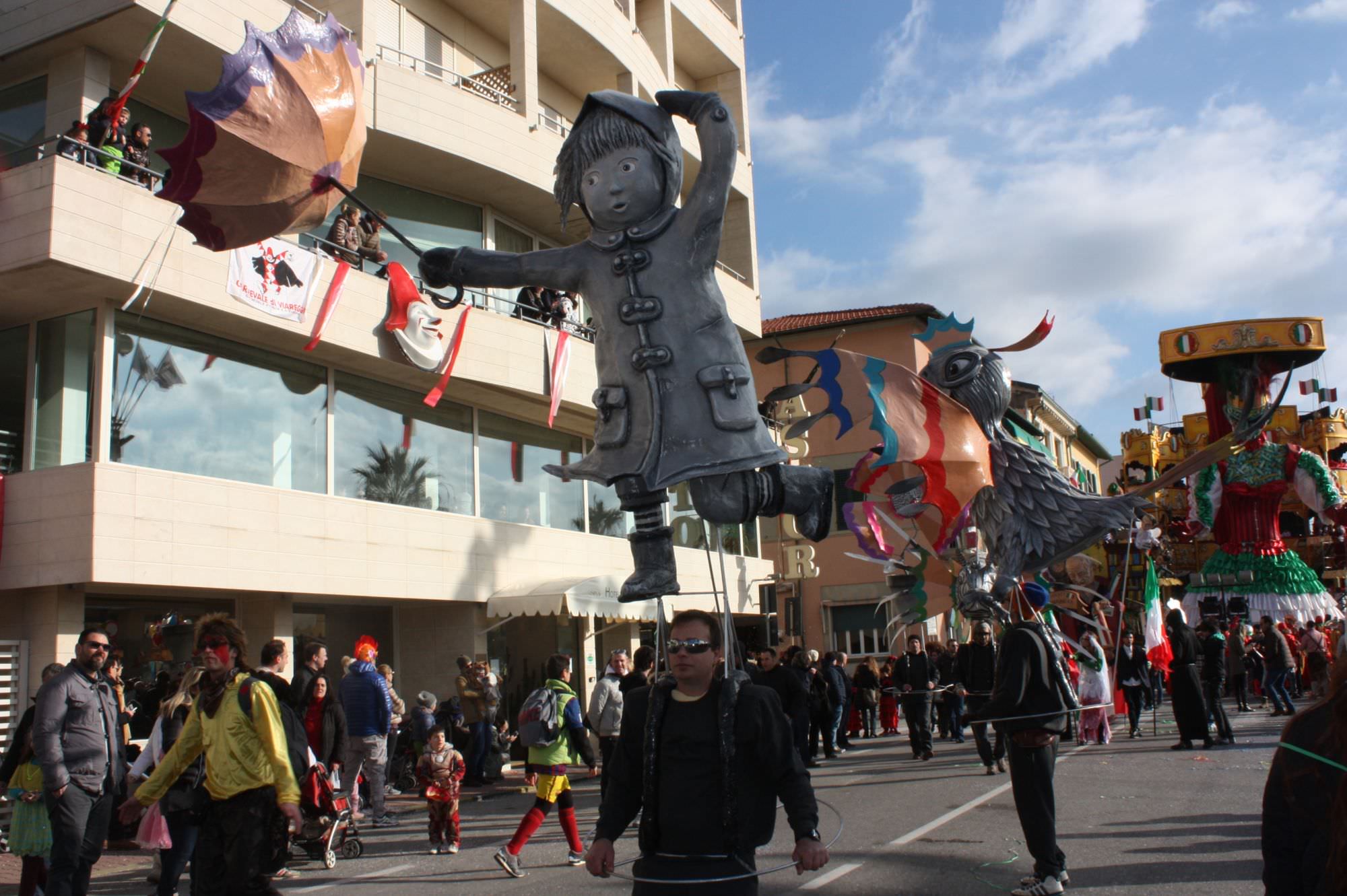 Carnevale di Viareggio 2015, le giurie del quarto corso mascherato