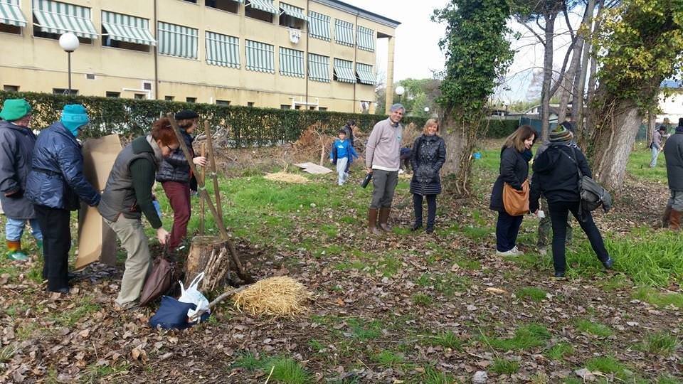 Il bosco edibile cresce. Oltre cento partecipanti e 40 piante messe a dimora