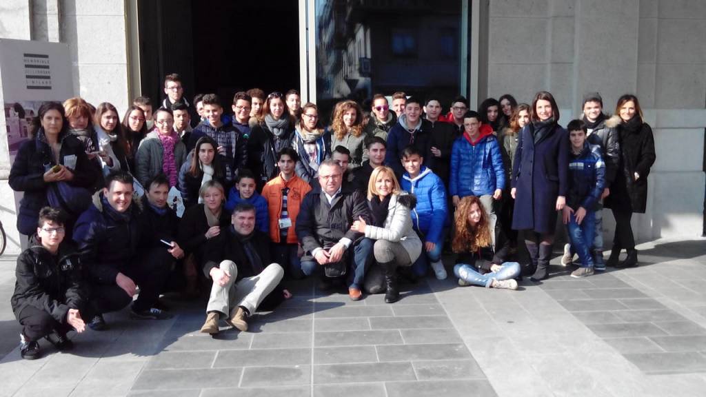delegazione studenti visita memoriale shoah milano