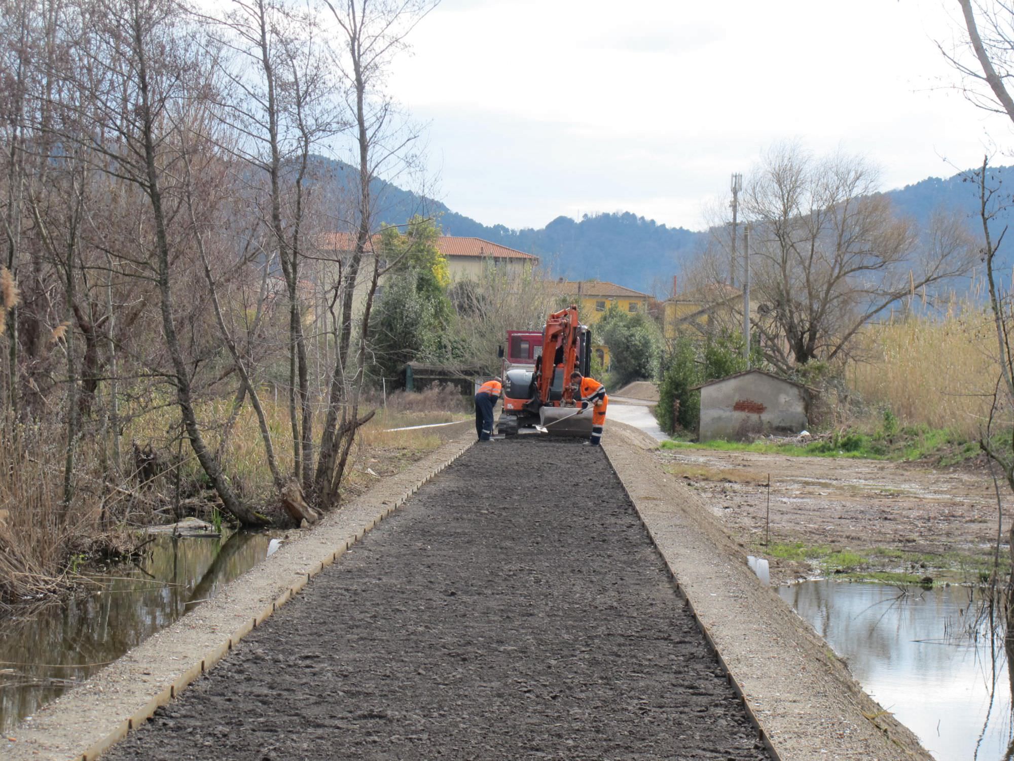 Massarosa, taglio del nastro per la nuova pista ciclabile