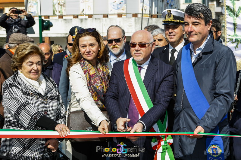 Taglio del nastro per il nuovo ponte girante di Viareggio (fotogallery)