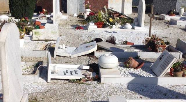 Scuole e cimiteri colpiti dal vento. I provvedimenti a Pietrasanta