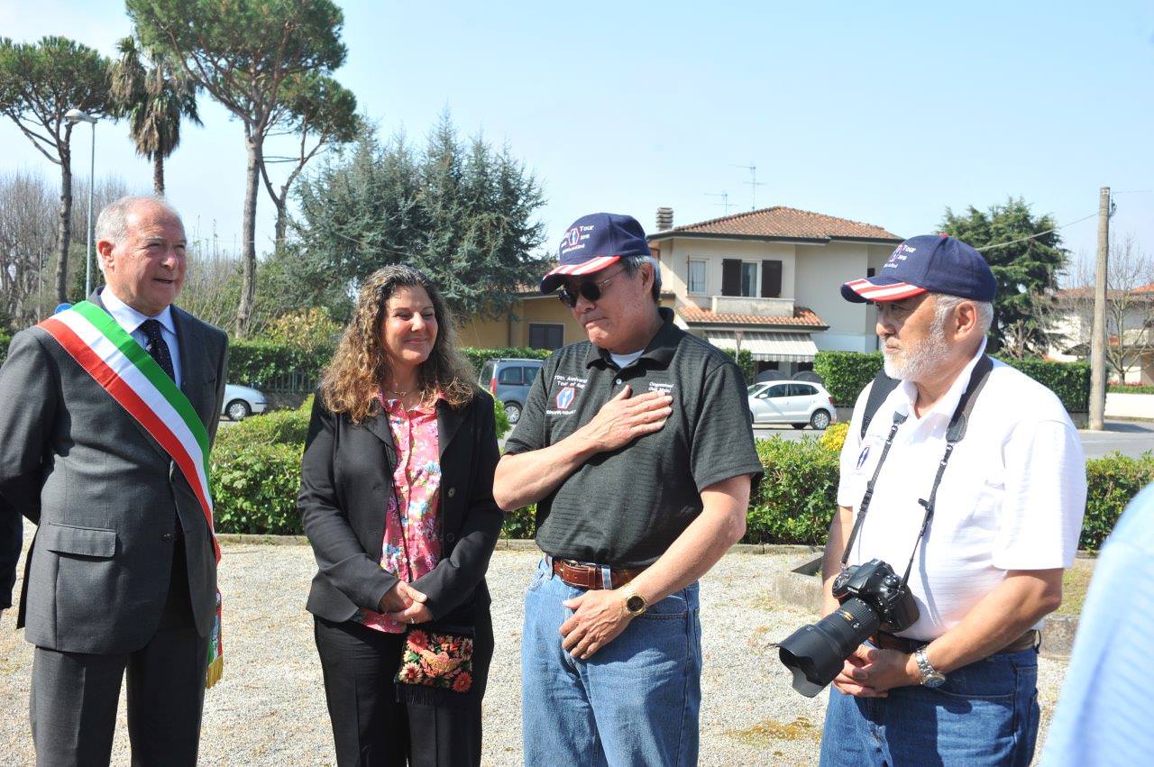 La delegazione di Nisei a Pietrasanta per il 70esimo anniversario della Liberazione