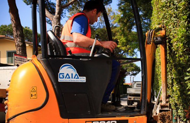 Gaia, lavori in corso sulla rete fognaria in Versilia e a Massa