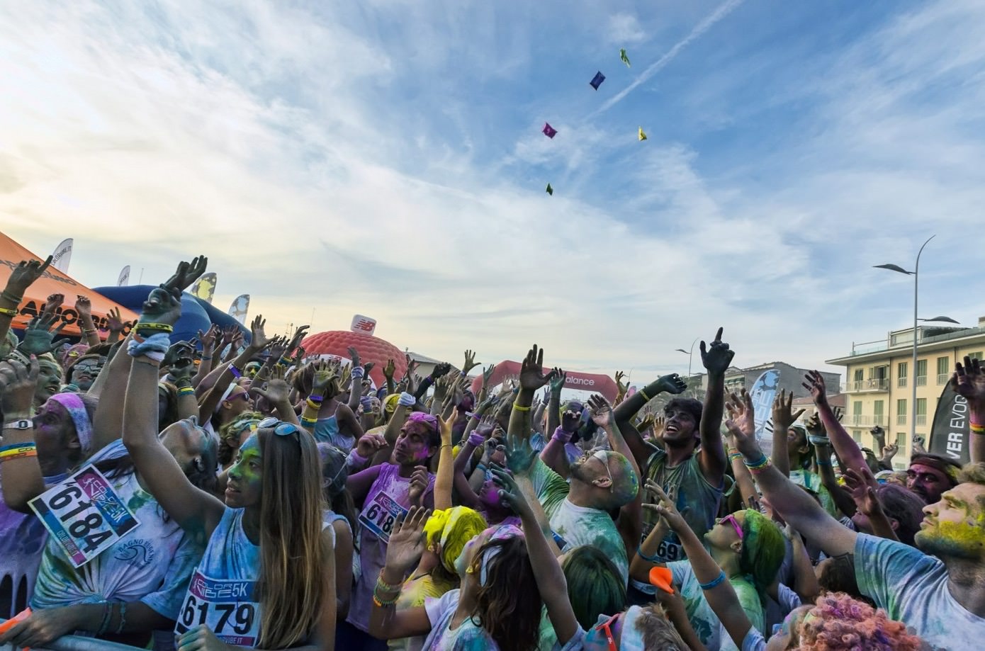 La corsa più colorata dell’estate torna a Lido di Camaiore