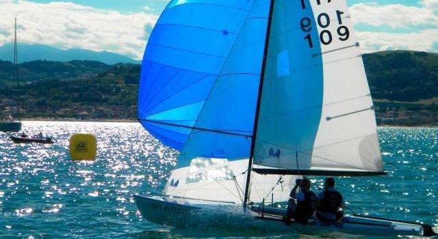 Vela protagonista col trofeo challenge Eugenio Pardini