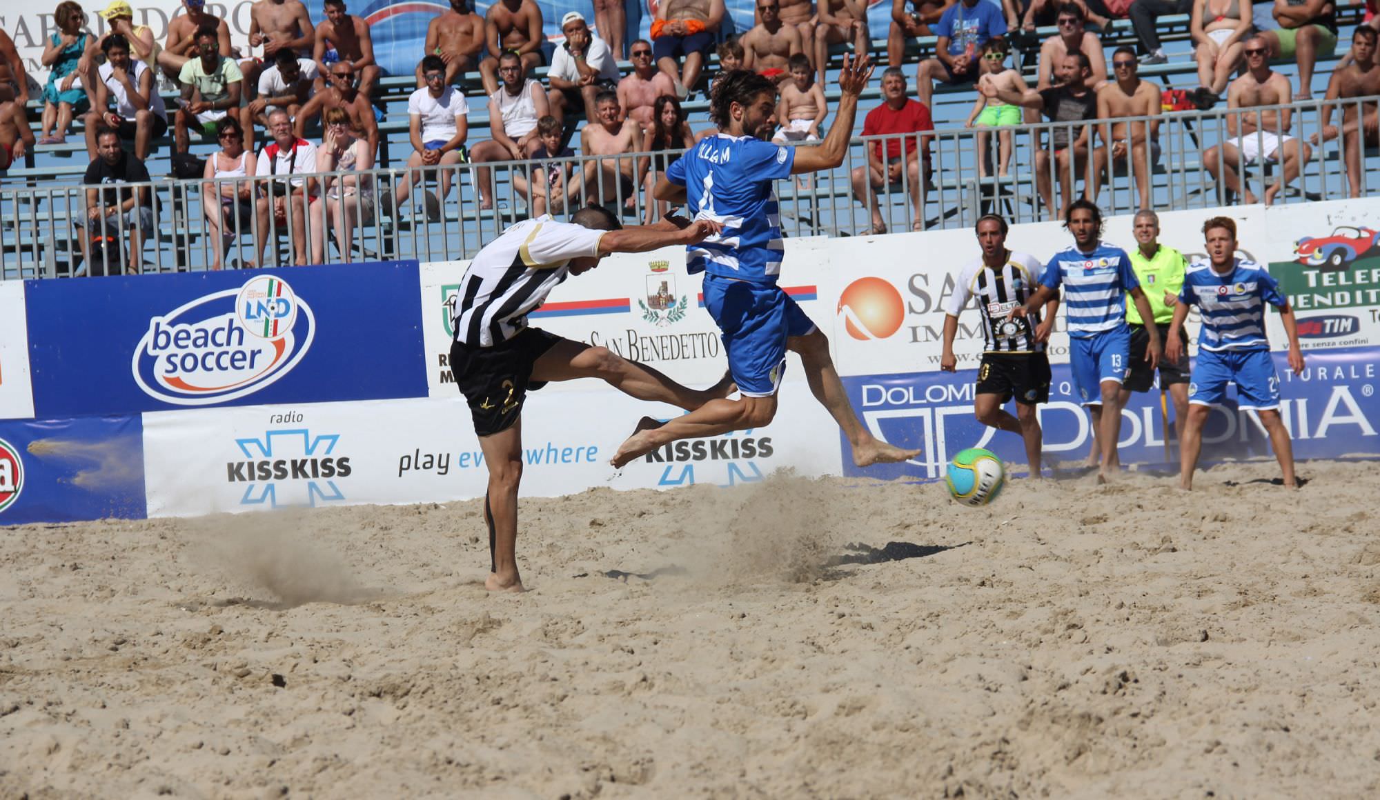 Il Viareggio si butta via, subisce tre reti nel finale dal Terracina e perde